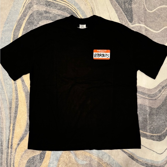 VETEMENTS Black My Name Is Vetements Tshirt Mens Size Large - Picture 1 of 4